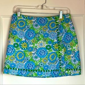 Lilly Pulitzer women’s skirt/ skort size 4